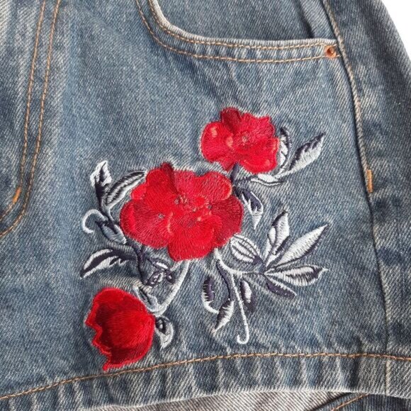 H&M X COACHELLA High-Rise Floral Embroidery Jean Shorts Sz 6 - Picture 5 of 11